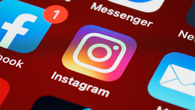 Báo cáo sự cố với trung tâm trợ giúp của Instagram để sửa lỗi ứng dụng