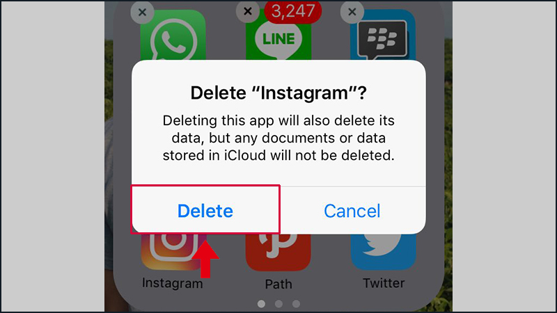 Xóa và cài đặt lại ứng dụng Instagram để khắc phục lỗi với iphone