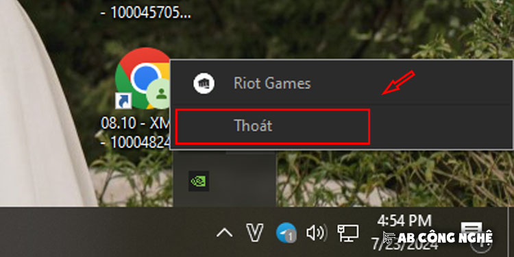 Bấm Thoát hoặc Exit để thoát hẳn Riot Client